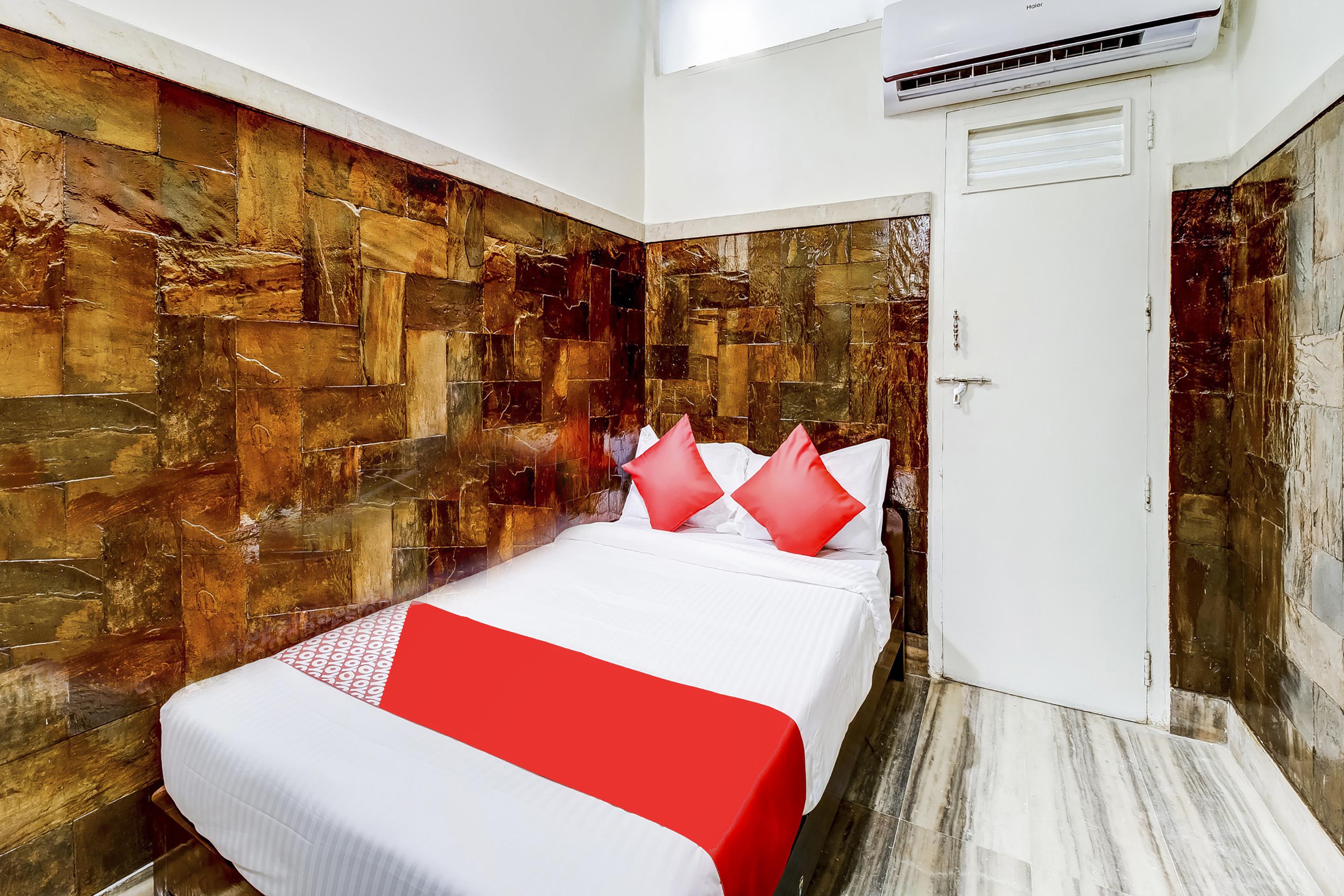 Super Oyo Hotel Dreamland Mumbai Exterior foto