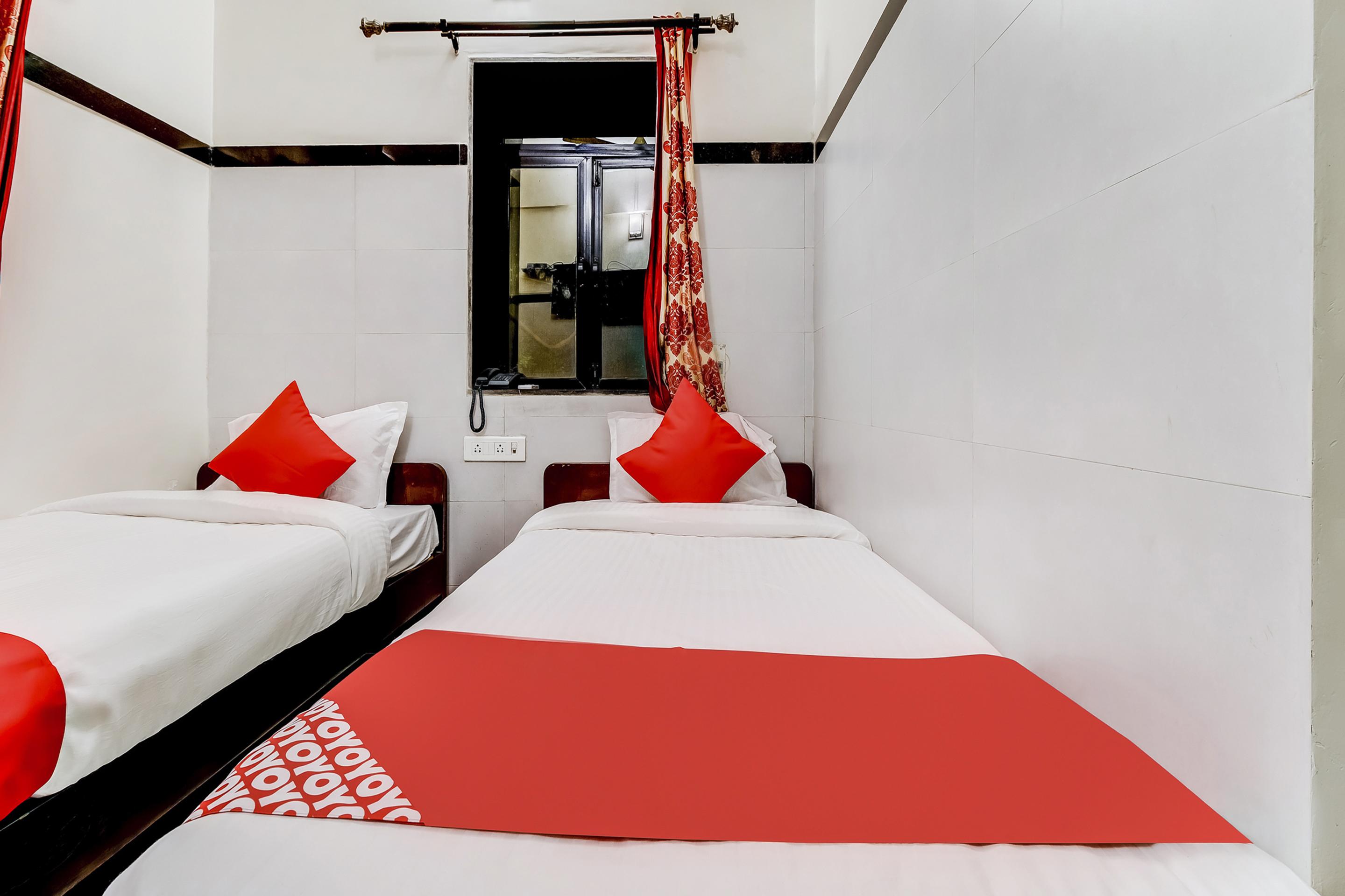 Super Oyo Hotel Dreamland Mumbai Exterior foto